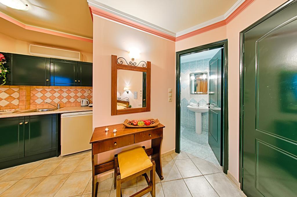 Harmony Hotel Keri Room photo